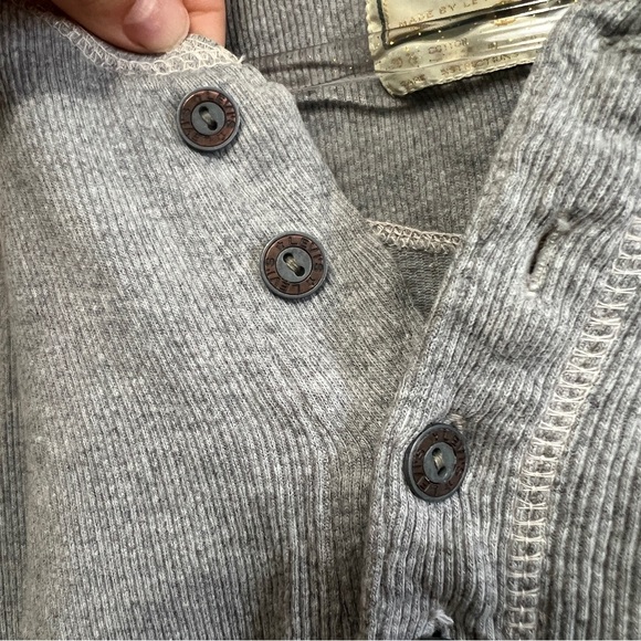 VINTAGE CALVIN KLEIN ribbed knit tee - Picture 7 of 7